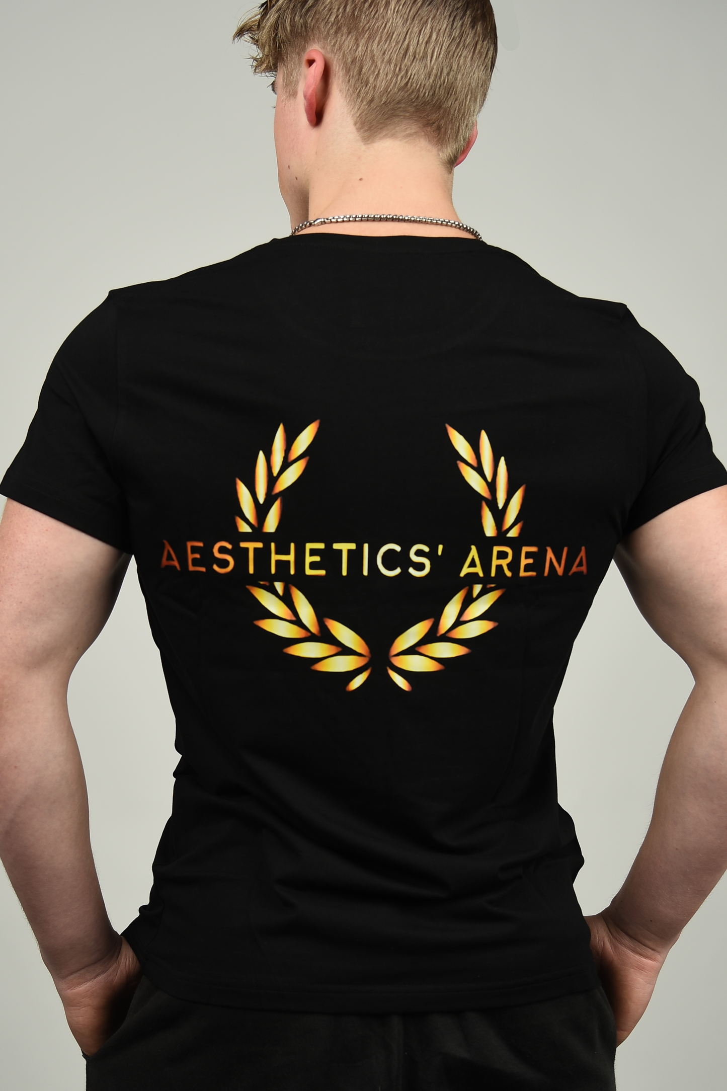 Crest T-shirt (Black)