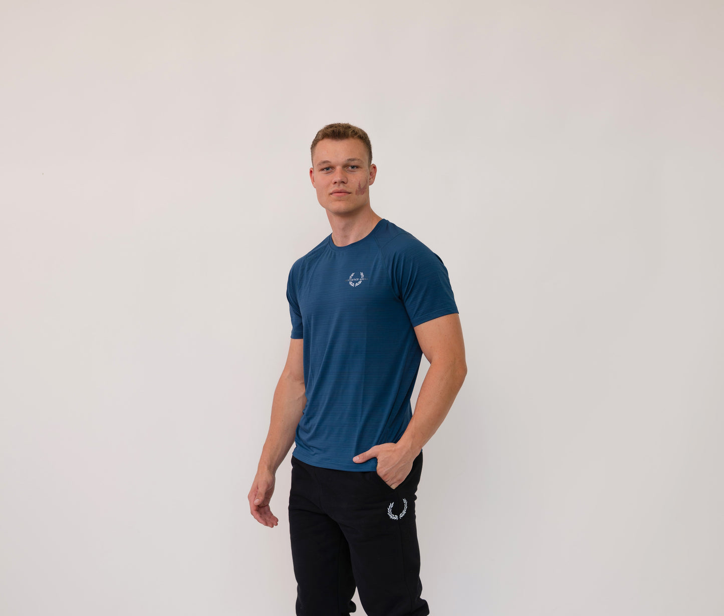 Arrival T-shirt (Navy blue)