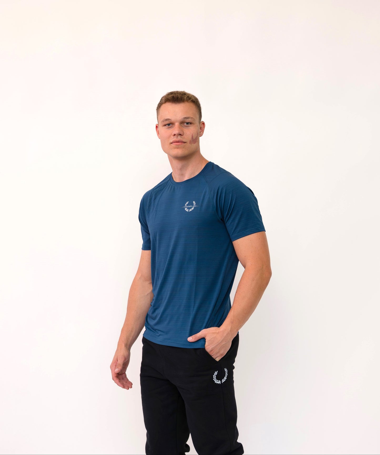 Arrival T-shirt (Navy blue)
